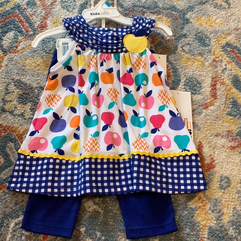 NWT matching set. Kids Headquarters 24 mo.